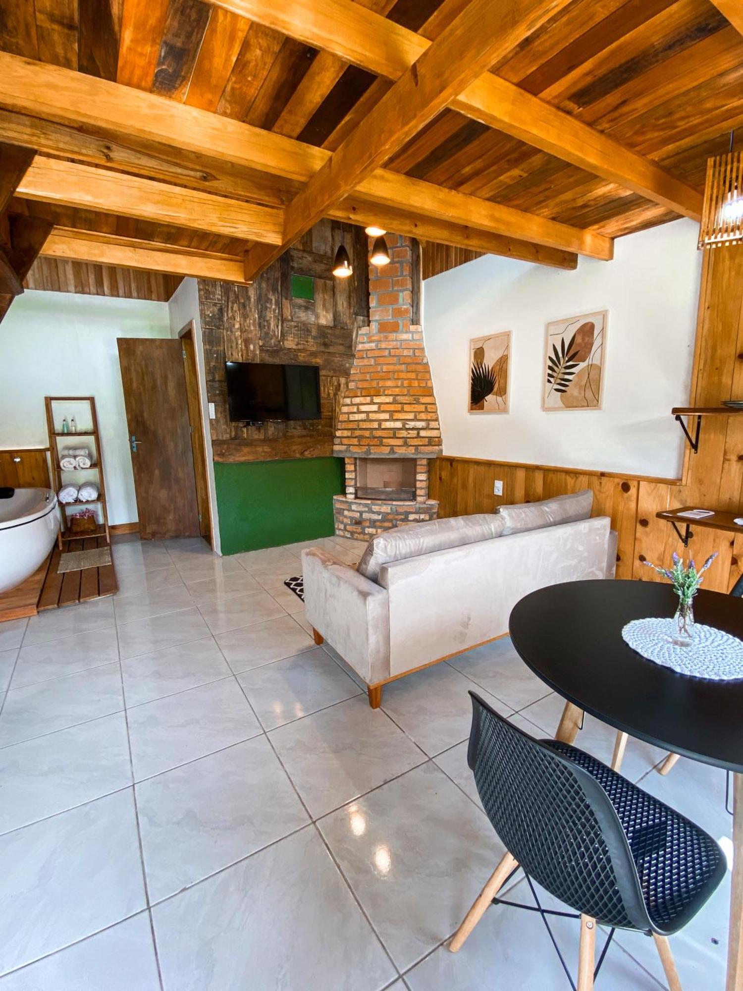 Pousada Rural Pavao - Suites E Chales 乌鲁比西 外观 照片